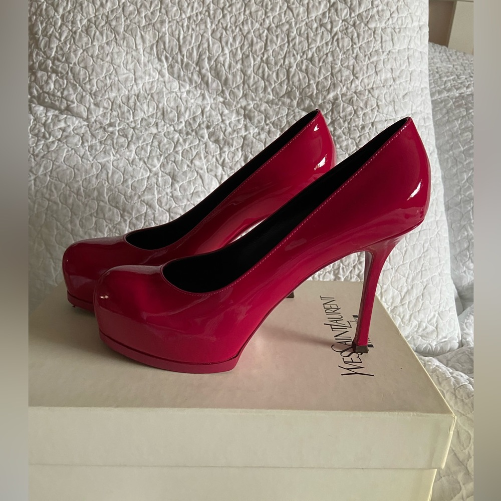 YVES SAINT LAURENT Fuchsia Patent Leather Tribtoo Shoes Size 38